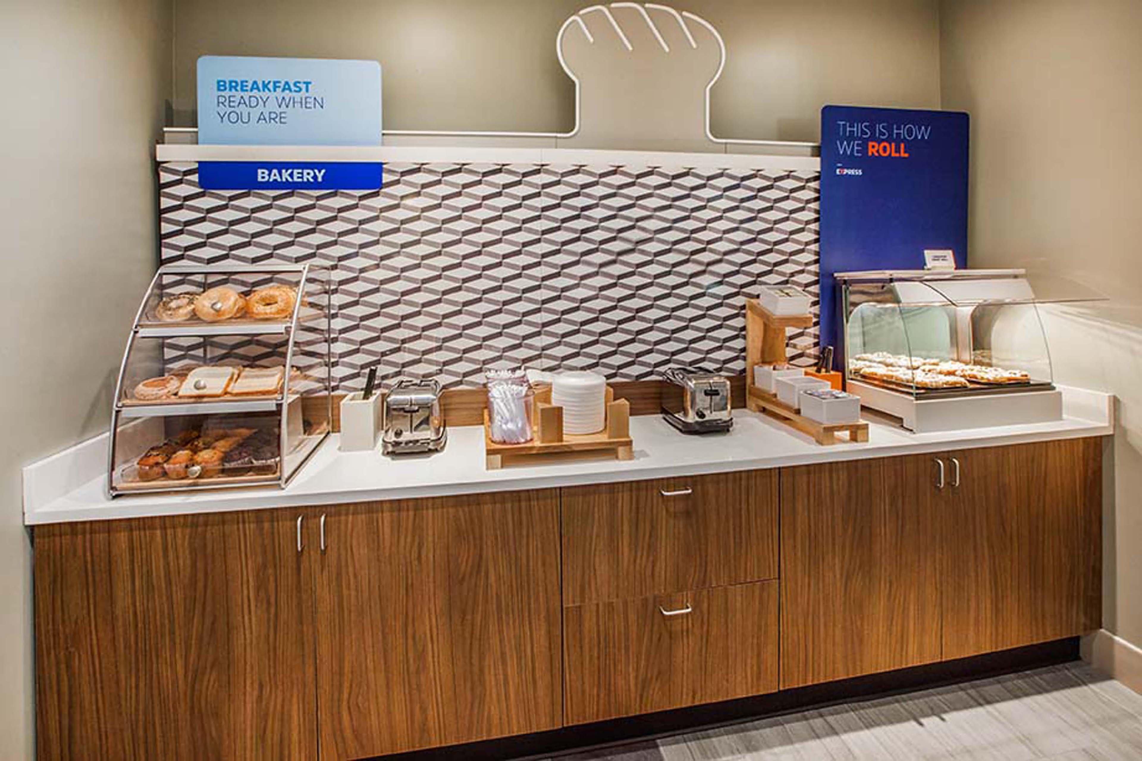 Holiday Inn Express Hotel & Suites Dfw West - Hurst By Ihg Luaran gambar
