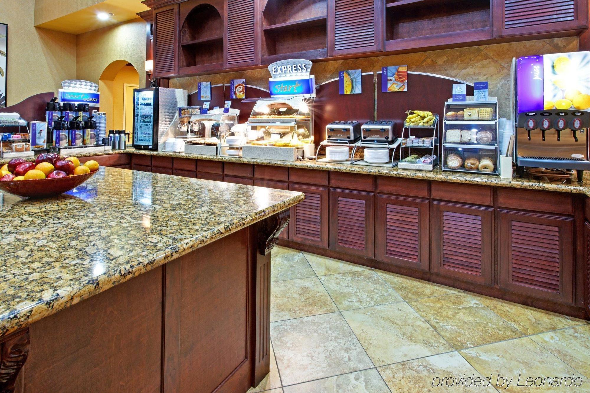 Holiday Inn Express Hotel & Suites Dfw West - Hurst By Ihg Restoran gambar